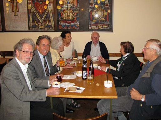 Frühschoppen im Pfarrsaal, Fronleichnam 2010