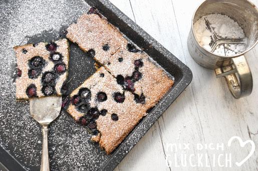 Ofenpfannkuchen vegan möglich mit Blaubeeren aber auch mit Apfel etc möglich schnell und einfach zu machen