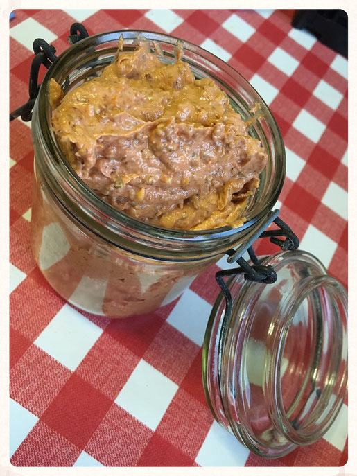 nussbutter vegan, tomatenbutter mit nüssen, nussbutter thermomix