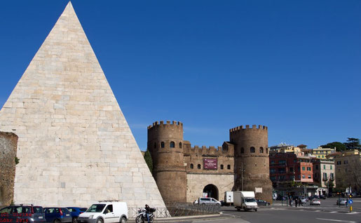 Cestius-Pyramide (Piramide Cestia) 