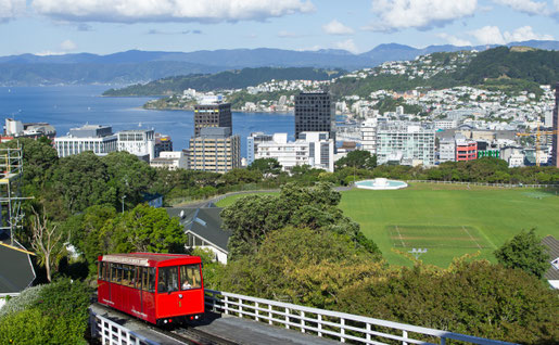 Kelburn Hill, Wellington - (C) Ian Trafford