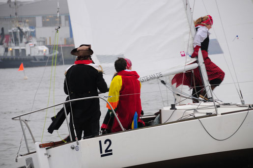 Heizkörper Sailing Team - weitere Fotos = Bild anklicken