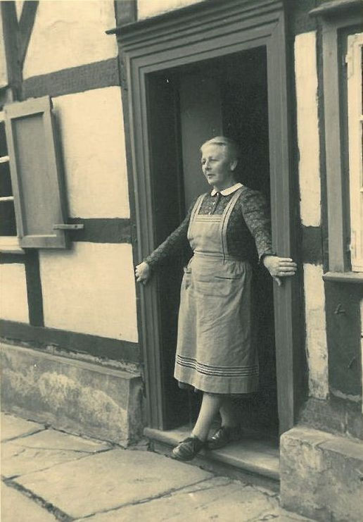 Die Photos sind 1920-1930 rund um der Unterdorfstrasse und Bauer Lohmann entstanden. Photo 4