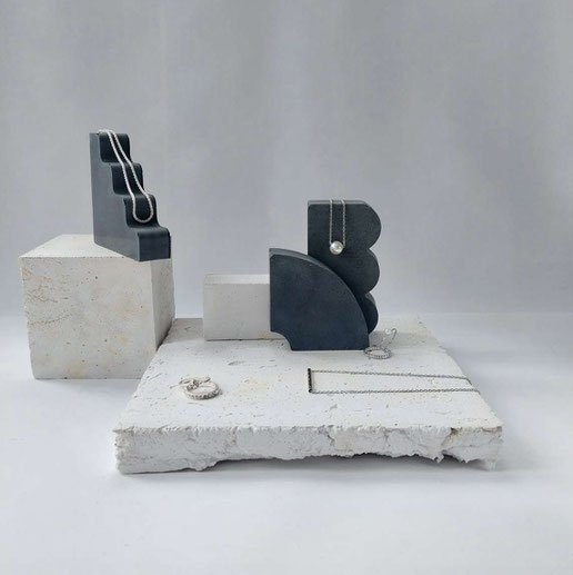 Free Form Sculpture Display Set of 6 Shapes, A01 by PASiNGA