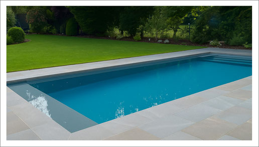 dorada pool Projekt: Linear 1040/370 Integra - Farbe Granicite steingrau - Solar Lamellen - Gegenschwimmanlage - in Kelkheim