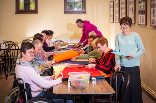 Karina Wowry organisiert Workshops für Menschen mit Behinderung im evangelischen Verein Maria-Marta in Ustroń, Polen. Foto: (c) Diakonie Polen