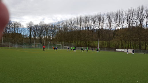 Ein Strafstoß bescherte den Gastgebern den Ausgleich, aus dem Spiel heraus tat sich für das Heimteam entgegen wenig.