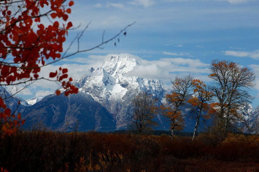 Grand Teton National Park, USA, autumn, Road Trip USA, Wyoming, lonelyroadlover