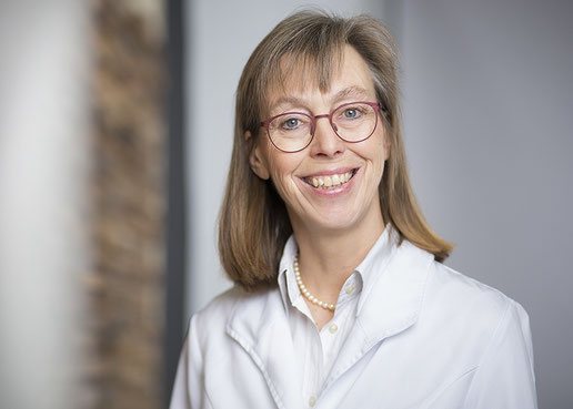 Fach rztin F r Innere Medizin Und Gastroenterologie Berlin 