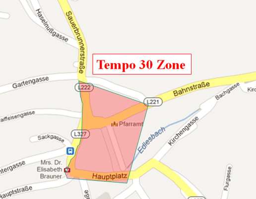 Rathausplatz, Dreifaltigkeitssäule entlang Bahnstraße bis zum Ende Kirche, 