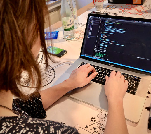 Coden im Hackathon lernen mit Unterschied & Macher | Unterschied & Macher