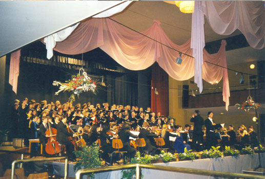 Der Schwechater Gesang- und Musikverein im Jahr 2004 (Die Schöpfung)