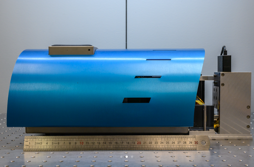 TeraCascade1000 with integrated auto-alignment module at its output.