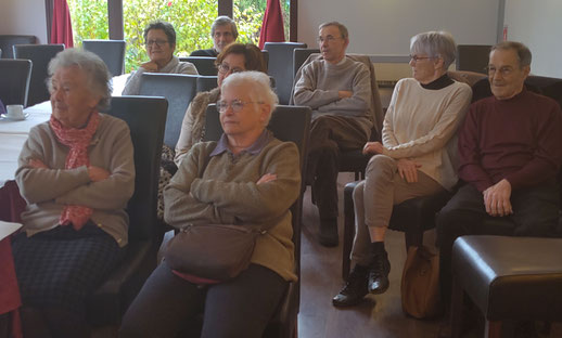 les membres présents