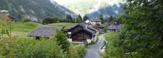 Le hameau  de Tré-le-Champ