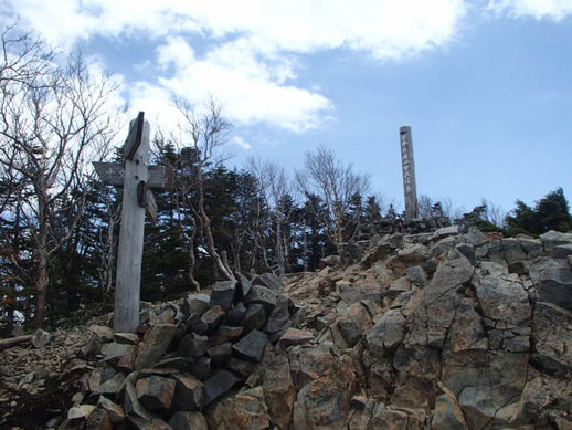 甲武信ヶ岳　残雪期　登山ツアー