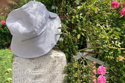 chapeau réversible en toile coton ou lin pour jardiner