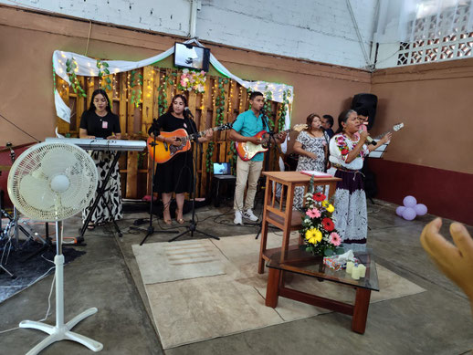 PRAISE AND WORSHIP