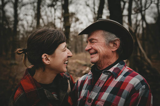 Age gap couple, German American couple, humor in a relationship