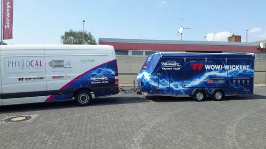 Sprinter und Anhänger glänzen im neuen Design!