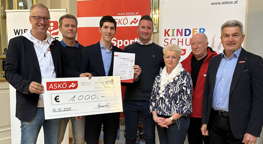 Matthias Lindner (ASKÖ Abteilungsleiter Sport), Harald Artner, Niklas Steger, Thomas Pfeiffer, Gabriele Koch, Peter Korecky (Präsident ASKÖ Wien) und Hermann Krist (ASKÖ Präsident)