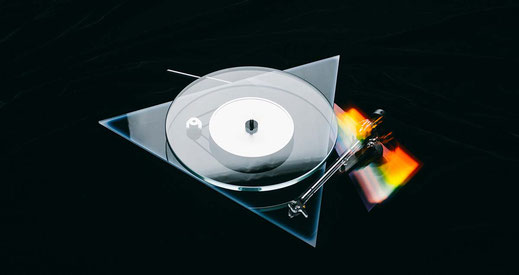 Pro-Ject | The Dark Side Of The Moon Turntable