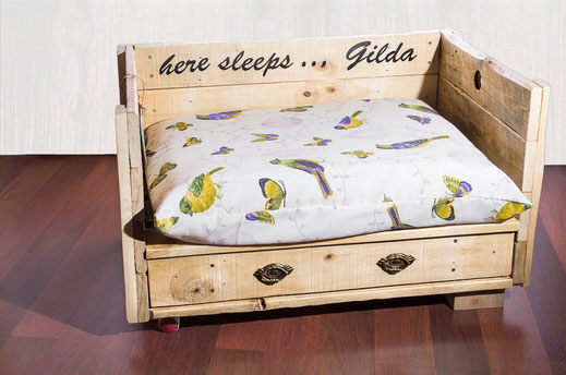 Cama para perro Gilda. Repuntomadera.