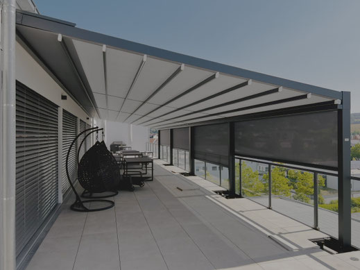 Terrassendach von Pratic in Deggendorf, Niederbayern