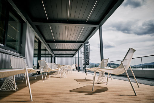 Terrassenüberdachung, Lamellendach Brustor B200XL in Teisnach, im Landkreis Regen, Niederbayern