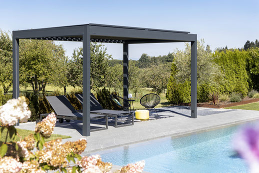 Terrassendach, Lamellendach freistehend in Obernzell, Niederbayern