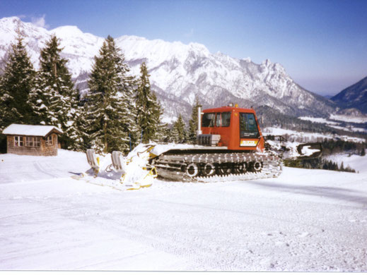 Pistenbully, Götschen, Bischofswiesen, Winter, Fa. Bernhard Heitauer, damals, Pistenpräparation