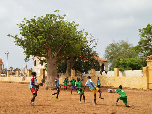 Straßenfußball auf der Île de Gorée