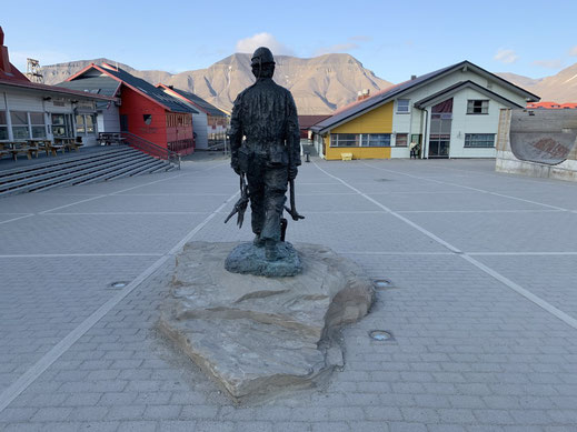 Spitzbergen, Svalbard, Islfjord, Longyearbyen, Denkmal, Kumpel