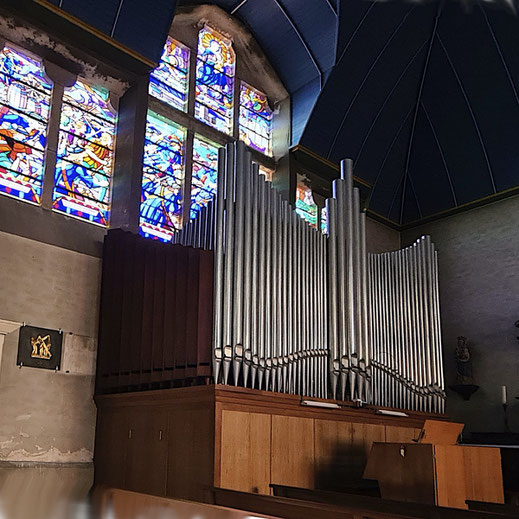 Le grand orgue de l'église Saint-Rémi de Camaret-sur-Mer / cliché DR