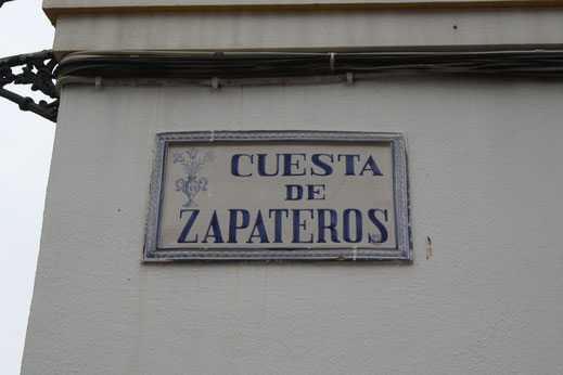 Nog zo'n mooi naamschil, hier voor het Cuesta de Zapateros in Antequera