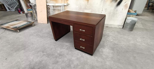 Bureau art déco en acajou restauré par les Ateliers Anthonee