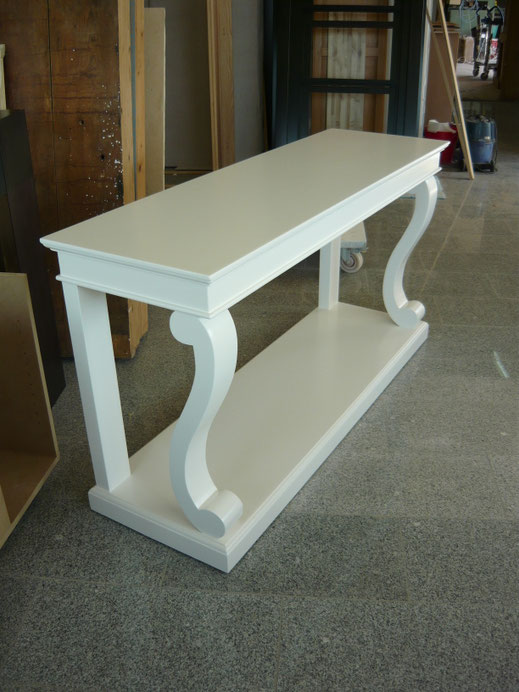 Console d'entrée en noyer laquée en blanc pur