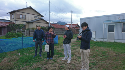 訪ねてくれたメンバーと近くの「メイちゃん農場」も見学