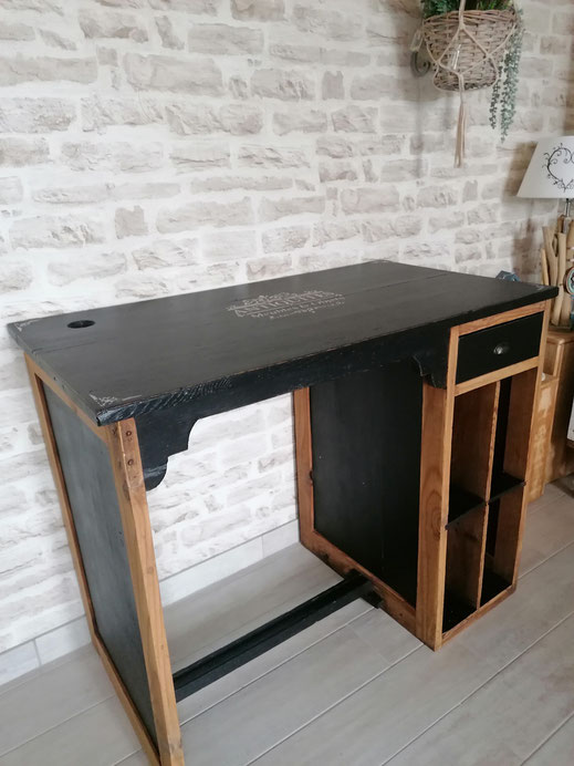 relooking de meuble le mans sarthe bureau noir bois antiquités