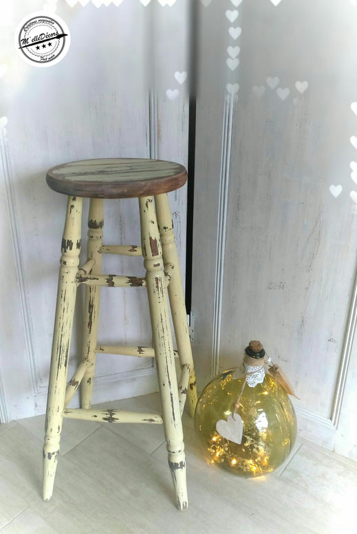 relooking de meuble tabouret de bar bois dans son jus vieilli beige le mans sarthe