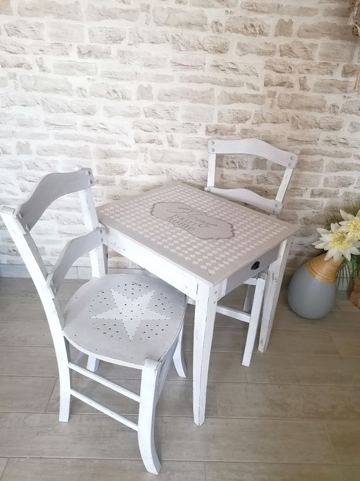 relooking de meuble le mans sarthe chaise trou étoile gris blanc shabby