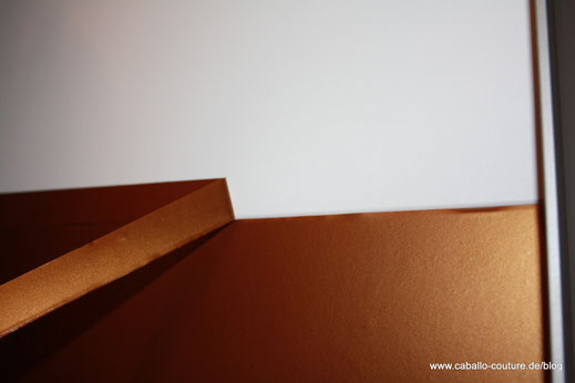 Schrank verschönern; Caballo Couture; Upcycling; Umzug; Möbel verschönern; Möbel upcyceln; DIY; Folie; Schrank mit Folie verschönern; Folie aufkleben