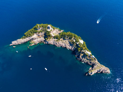 Capri boat tour