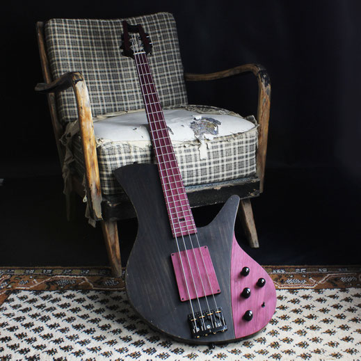 Available Ulrich Saulus duo 4 string - order now!