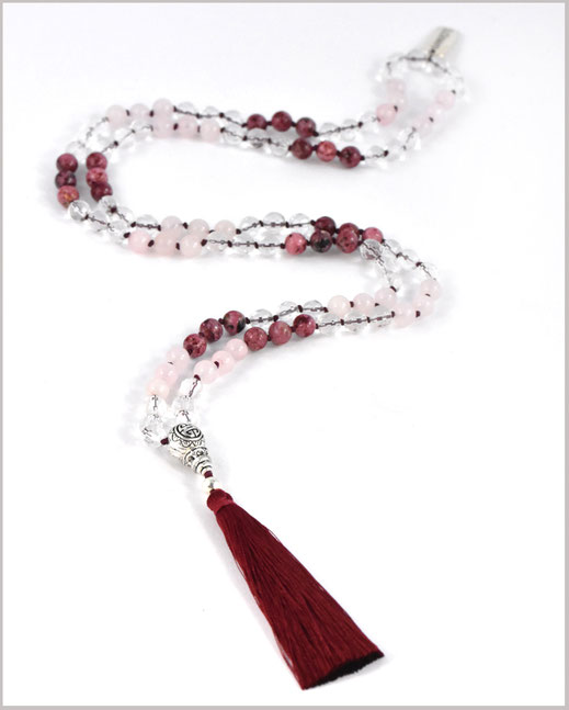 Mala mit Bergkristall, Rhodochrosit, Achat Edelsteinen und Rudraksha Perlen -  Hemavati