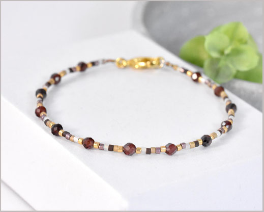 Edelstein Granat Armband mit Miyuki Mix  22,90 €