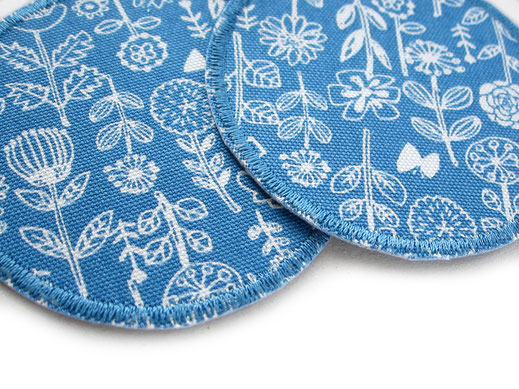 Bild: blaue Blumen Flicken zum aufbügeln, Stoffflicken Bügelflicken Hosenflicken für Kinder