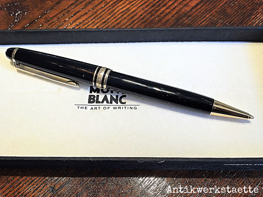 Mont Blanc Meisterstück Classique Ballpoint Pen