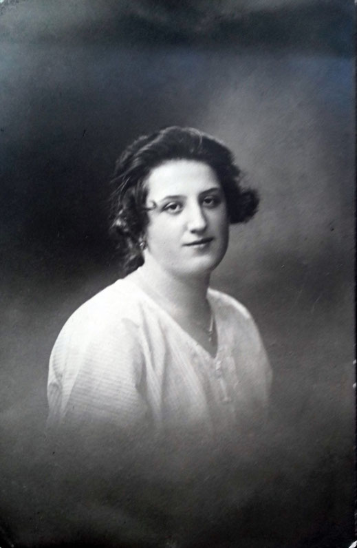 Марія Кашуба, 1928