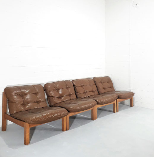  Bernt Petersen Set of Four Modular in Massive Elm and Leather, Denmark, 1960s 